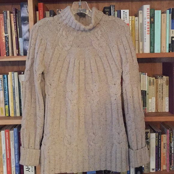 Athleta Sweaters - Athleta sweater